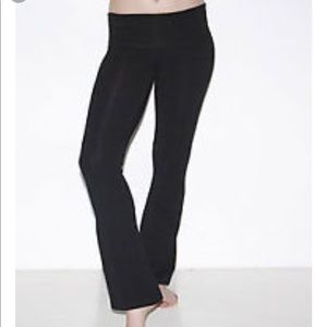 AA California Fleece Flared Lounge Pant in Black